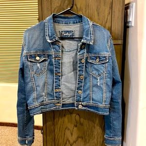 Cropped Jean jacket, size large